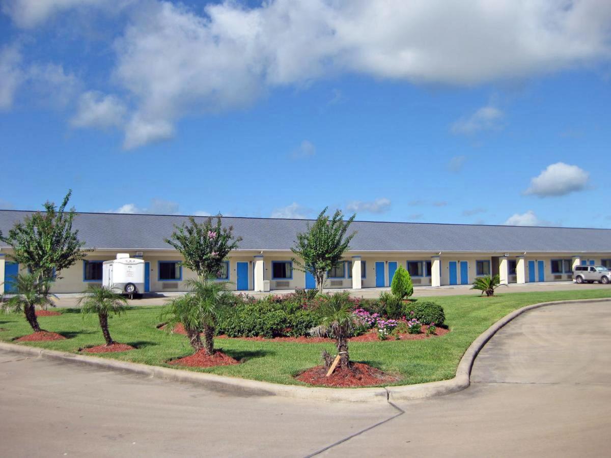 Relax Inn & Suites Angleton Kültér fotó